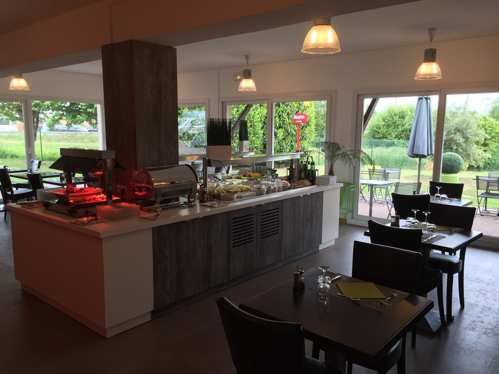 Brit Hotel Rouen Sud Val De Reuil Val-de-Reuil Екстериор снимка